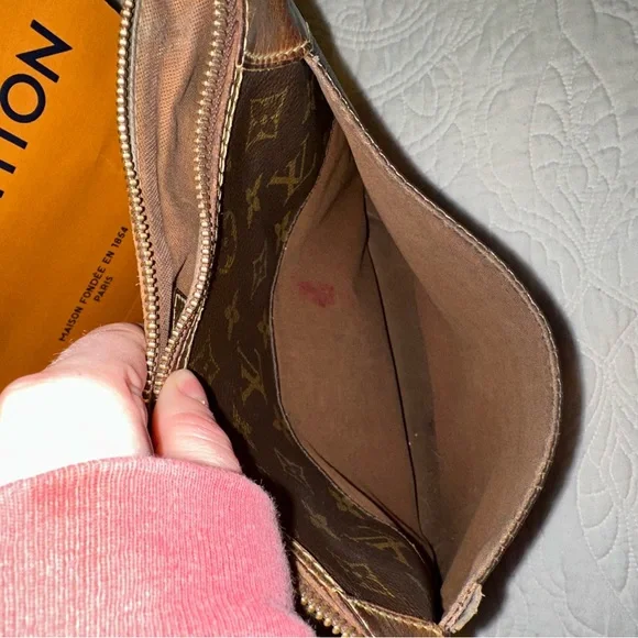 Louis Vuitton Monogram Odeon PM - Picture 11 of 16